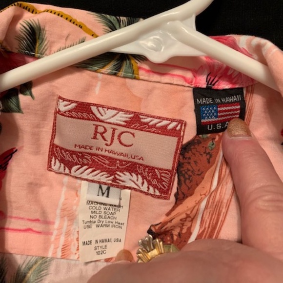 Hawaiian Camp Shirt by RJC - Picture 3 of 6